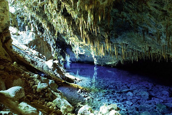 Gruta do Lago Azul, MS.