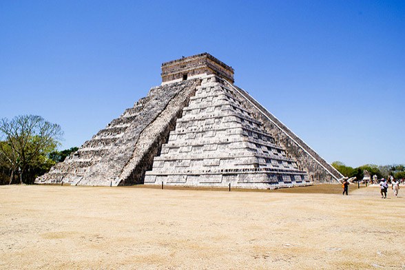 Visite Chichén Itzá, no México, com a família.