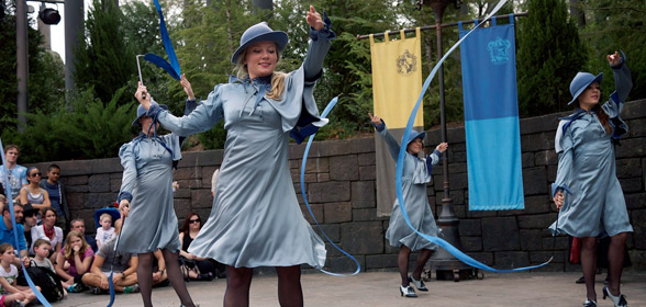 Dançarinas das Beauxbaton no Wizarding World of Harry Potter, em Orlando